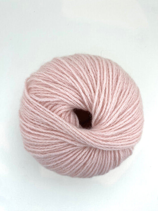 Cashmere Deluxe /// Soft Pink 26